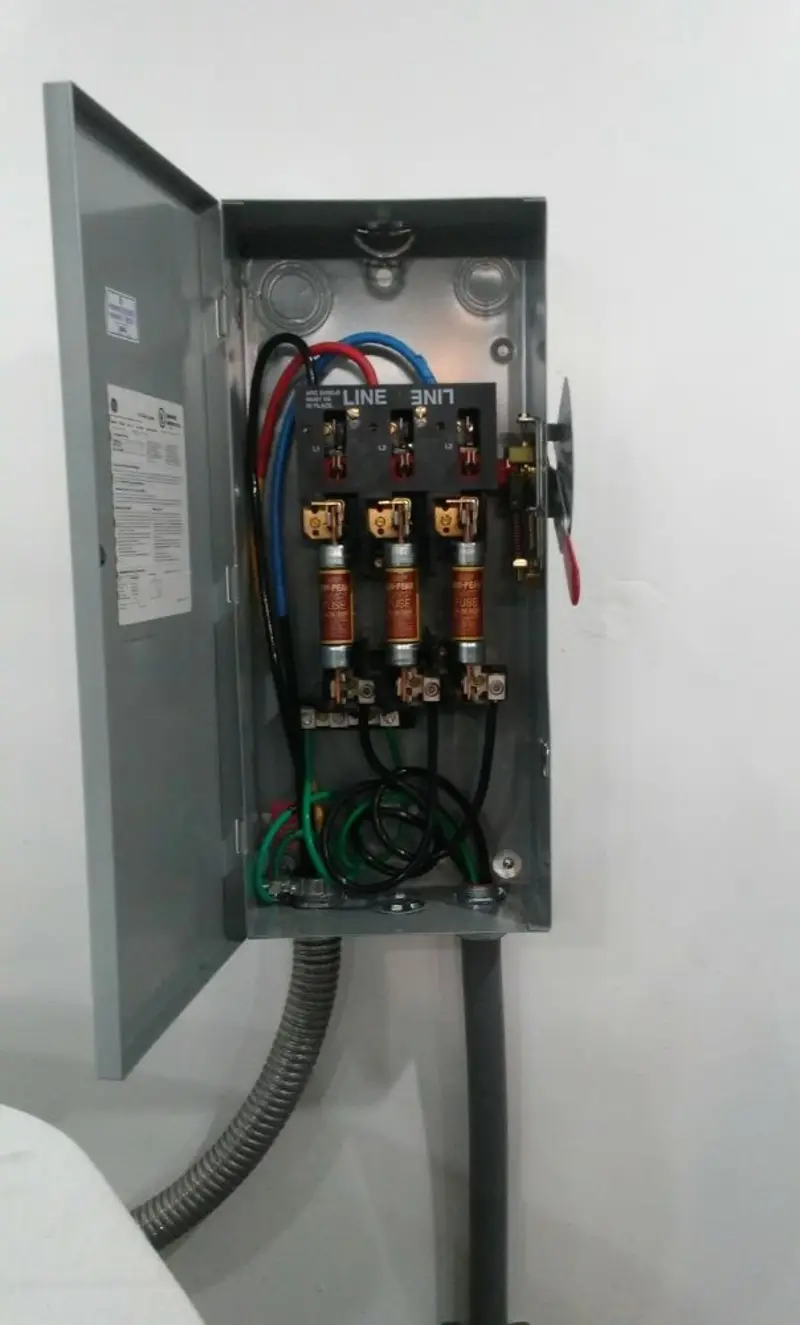Three-phase disconnect switch installed for Electrical Wiring & Rewiring in West Odessa