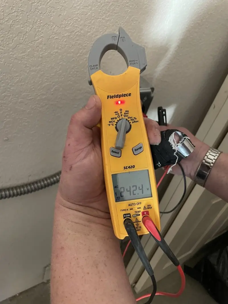 Voltage testing with clamp meter during Generator Installation in West Odessa